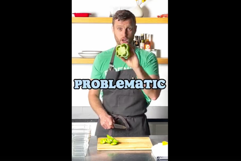 The Best Way to Slice a Pepper